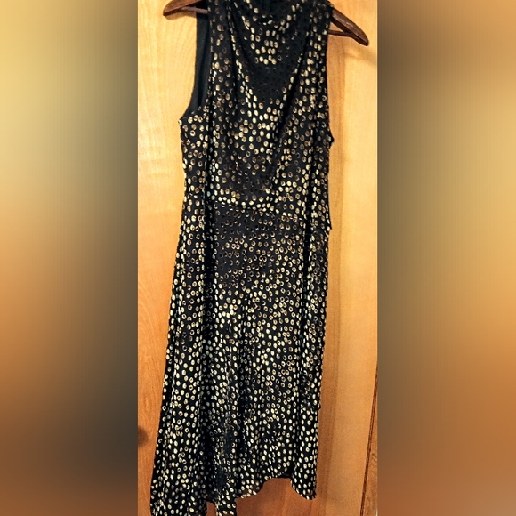 Donna Karan New YorkWomen's Burnout Velvet Sleeveless Midi Dress - Picture 9 of 9